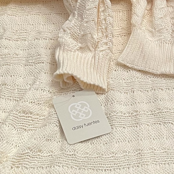 Daisy Fuentes sweater wrap in cream - Picture 5 of 5